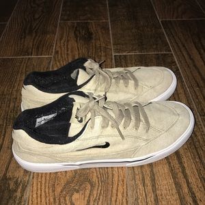 Men's Nike SB Zoom GTS Khaki/Black Shoes Sz. 12
